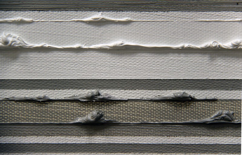 Detail Stripes Warm Grey, ©RoseLong.com